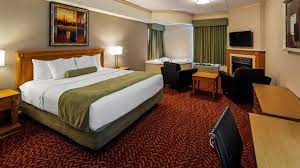 Make your reservations online for your chauffeur services from Best Western Inn On The Bay to Muskoka District Municipality